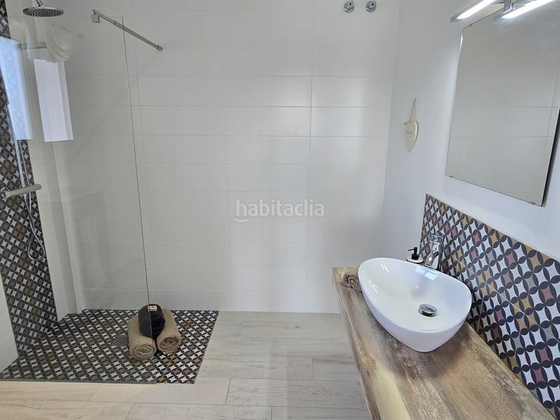 Foto 7758f184-d00d-4cbb-925c-5a9286f52a1c. Casa amb aparcament piscina a Alcaucín