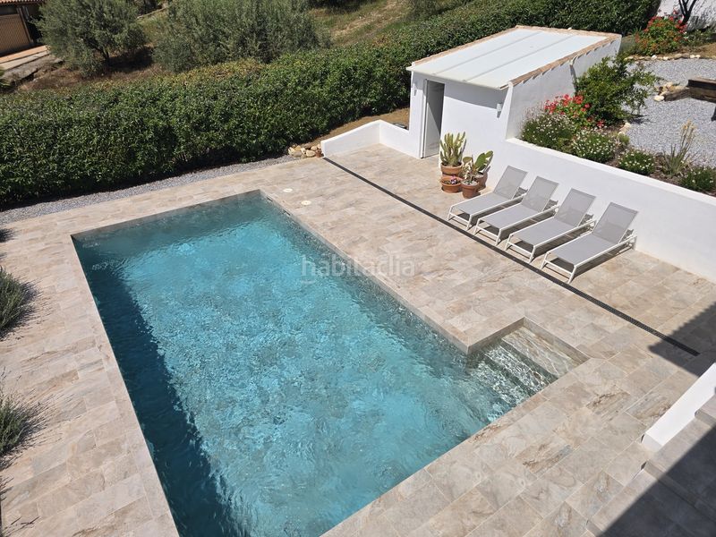 Foto aa6be30c-6b6f-4c0c-a970-42c3c02305f6. Casa amb aparcament piscina a Alcaucín