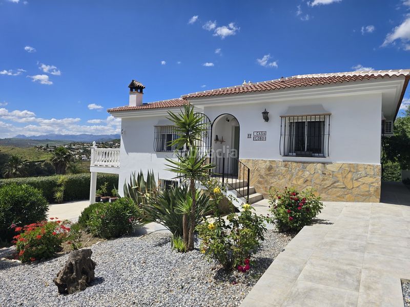 Foto fd5e03e6-cb57-45f1-8ad9-c84d42bc2334. Casa amb aparcament piscina a Alcaucín