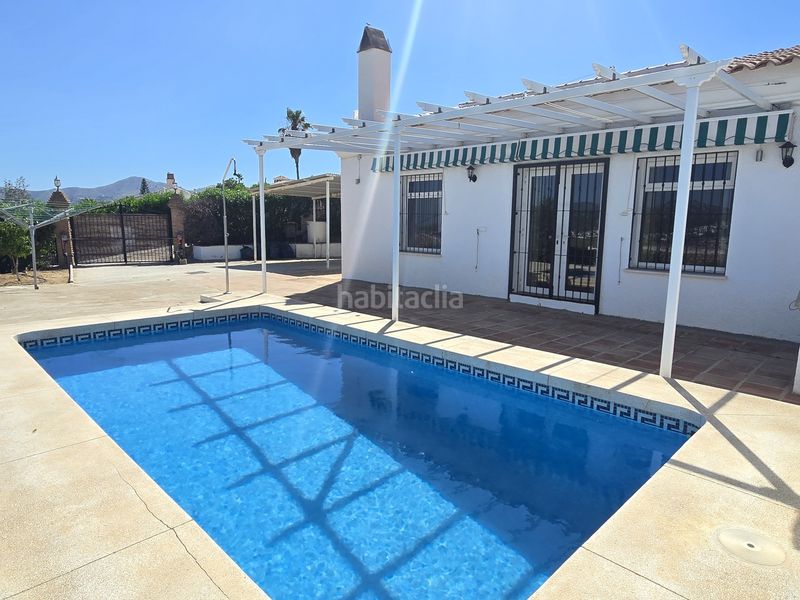 Foto 95007557-18d5-4fa9-af7d-27858cfe0f6f. Casa amb piscina a Viñuela