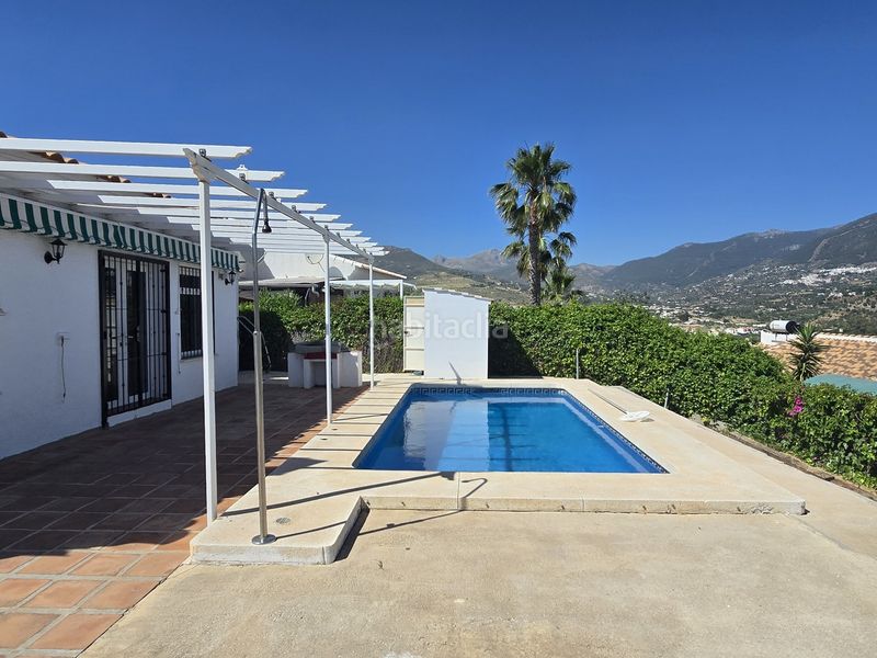 Foto 9a9e4b8f-55bb-493c-bcfa-a911e68bc639. Maison avec piscine dans Viñuela