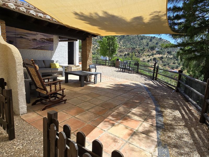 Foto dc82a62a-46cc-40c9-b56b-42c821a1af0d. Casa amb aparcament piscina a Alcaucín