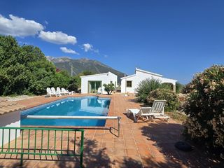 Haus in Alcaucín