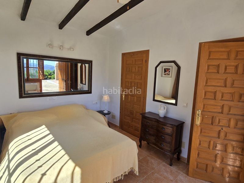 Foto bd5c4c8d-7d64-4456-8e4a-1c5a2caf1493. Casa amb aparcament piscina a Alcaucín