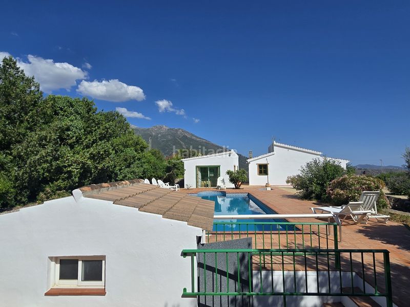 Foto ca1b7124-f12e-4b81-820e-7d649fc27ded. Casa amb aparcament piscina a Alcaucín