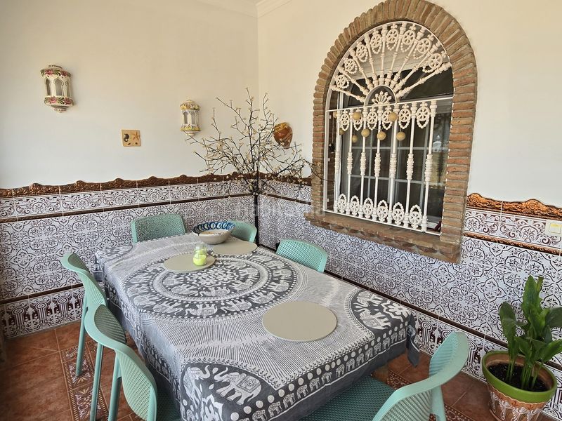 Foto 43ac8cb8-54d7-48a0-9ca3-6ada89c56ef4. Casa amb aparcament piscina a Viñuela