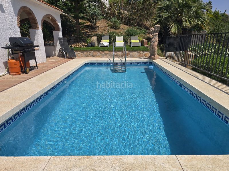 Foto 5a9d2a6e-c1b0-4a08-bb8c-f908ad6f4ba0. Casa amb piscina a Viñuela