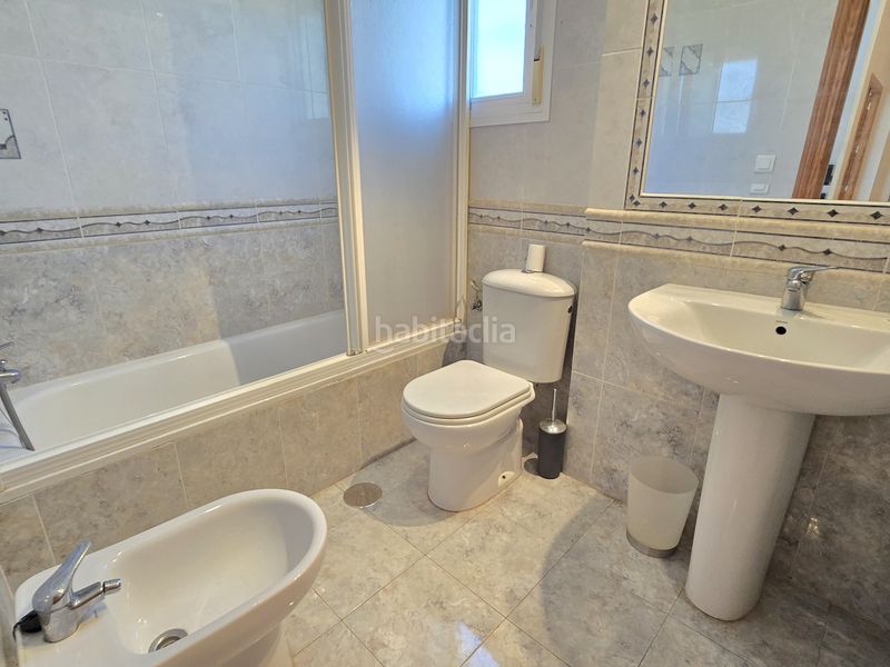 Foto b5f97c1e-2d01-4ed9-8273-17d619a3e57f. Casa amb piscina a Alcaucín