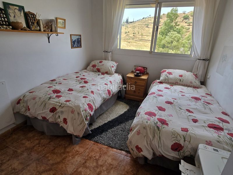 Foto a5a70ff2-ae4d-4781-bdcf-ec4a72813279. Casa amb aparcament a Canillas de Aceituno
