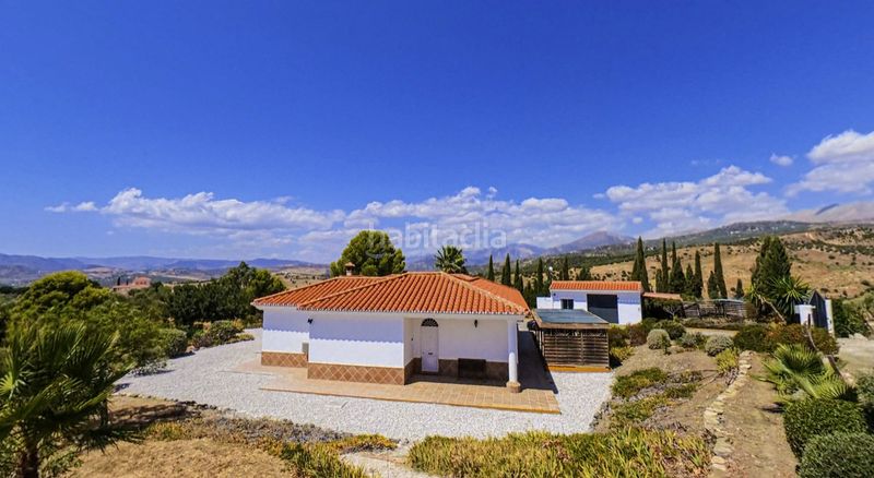 Foto fcb09ae7-cf74-48c4-89b5-374381200caf. Casa amb aparcament a Alcaucín