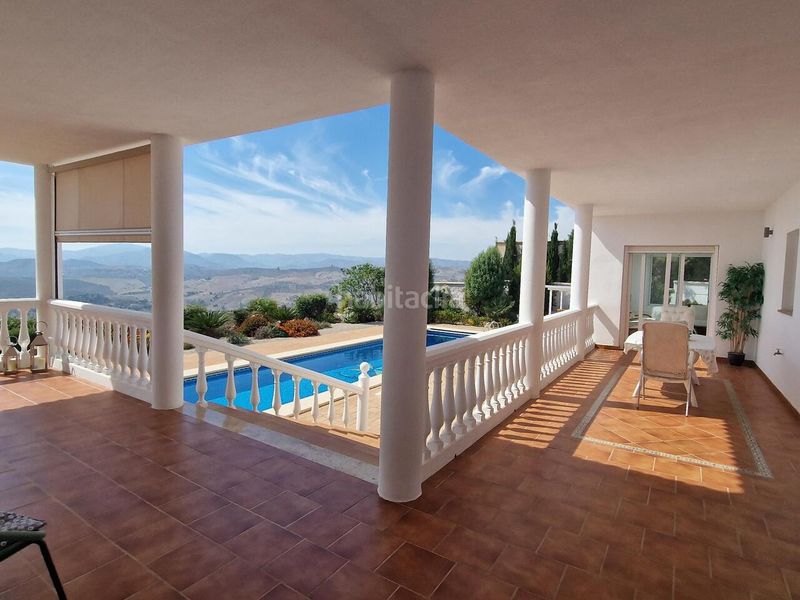 Foto 8c584ace-73d4-49ea-a64d-35ae4e63e8e0. Casa en Periana