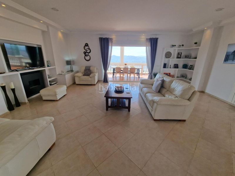 Foto ab57ce59-abc8-4ea0-ab10-4439c0d6623e. Casa en Periana