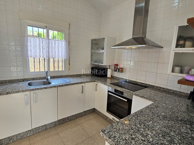 Foto 05ef4998-83c6-48fa-96b7-2af0a1bbd8e5. Casa en Alcaucín