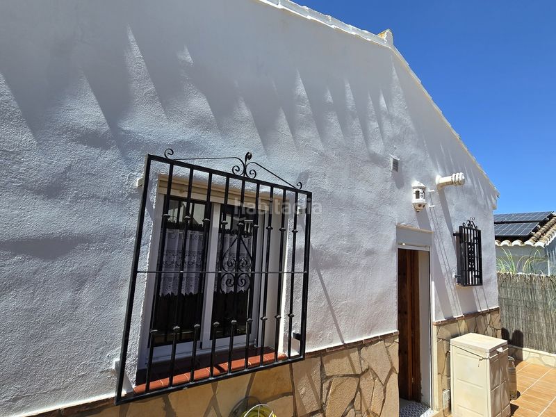 Foto 80ea2373-3c1c-4d09-b468-b5d1e45972e4. Casa en Alcaucín