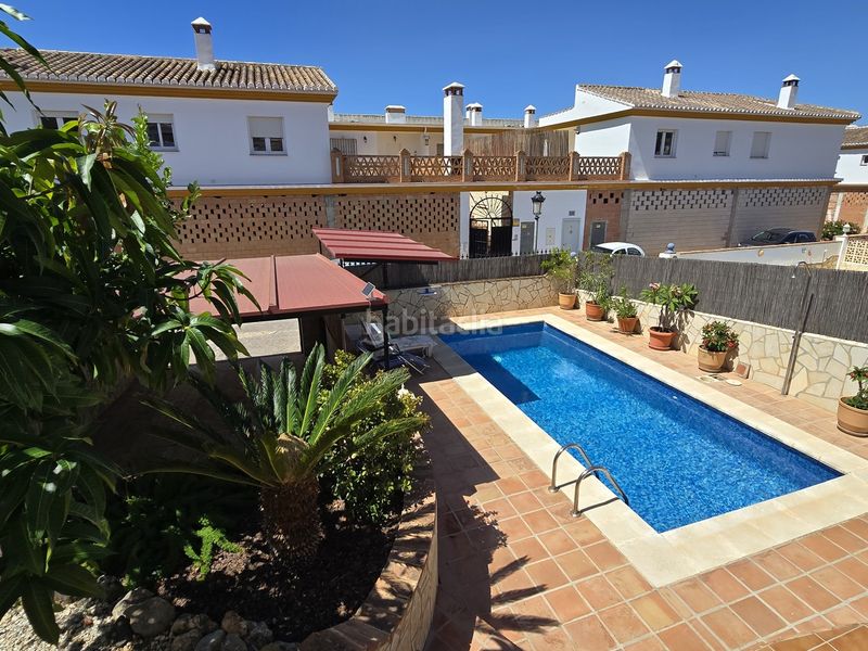 Foto dc5763df-4e1f-40d4-845f-e178f70b5bc7. Casa en Alcaucín
