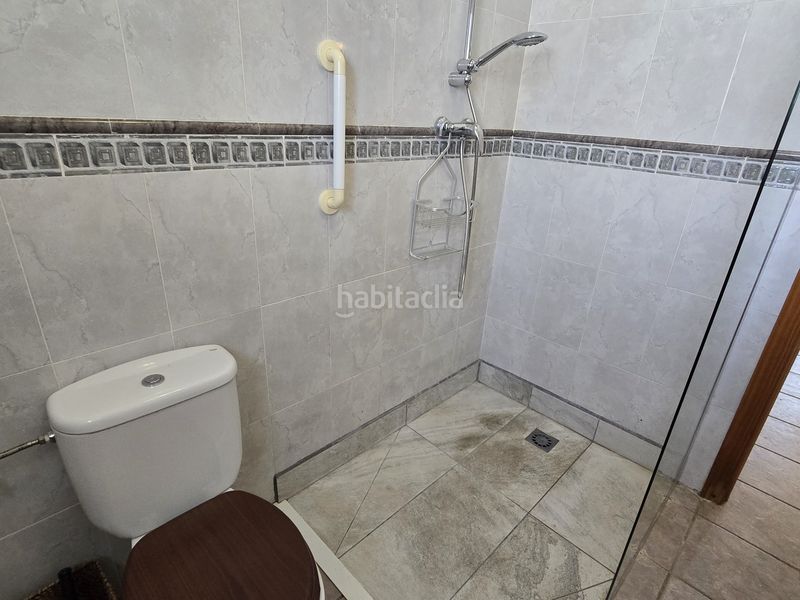 Foto fe471853-cf73-48ab-bb75-8d8b75f6a1b3. Casa amb piscina a Alcaucín