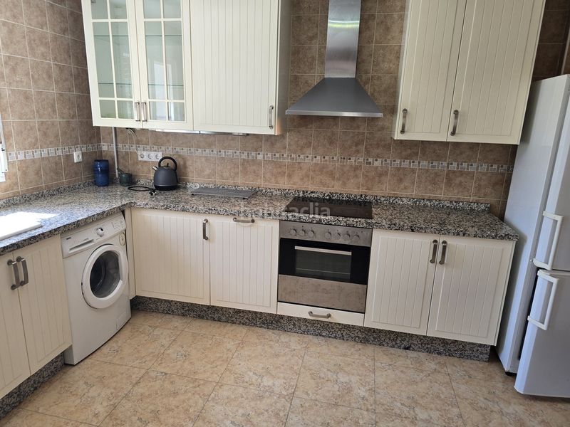 Foto a9b7089a-6ee0-4577-a13d-9f6b720d9299. Casa a Alcaucín