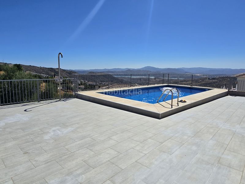 Foto 17b35f91-59ca-4b2e-b06e-f2adf12f99a0. House with parking pool in Alcaucín