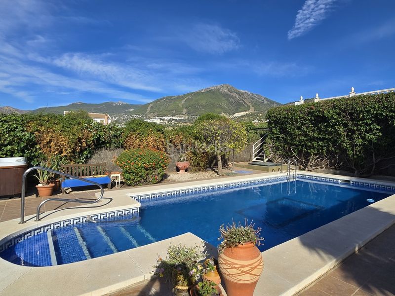 Foto 90359b52-dcc4-4940-a883-e782a00f3d4d. Casa amb aparcament piscina a Alcaucín