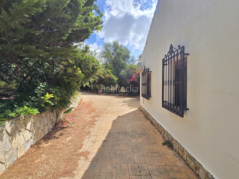 Foto 068ee813-6b06-4ae8-9bff-813e0cee6e92. Casa amb piscina a Periana