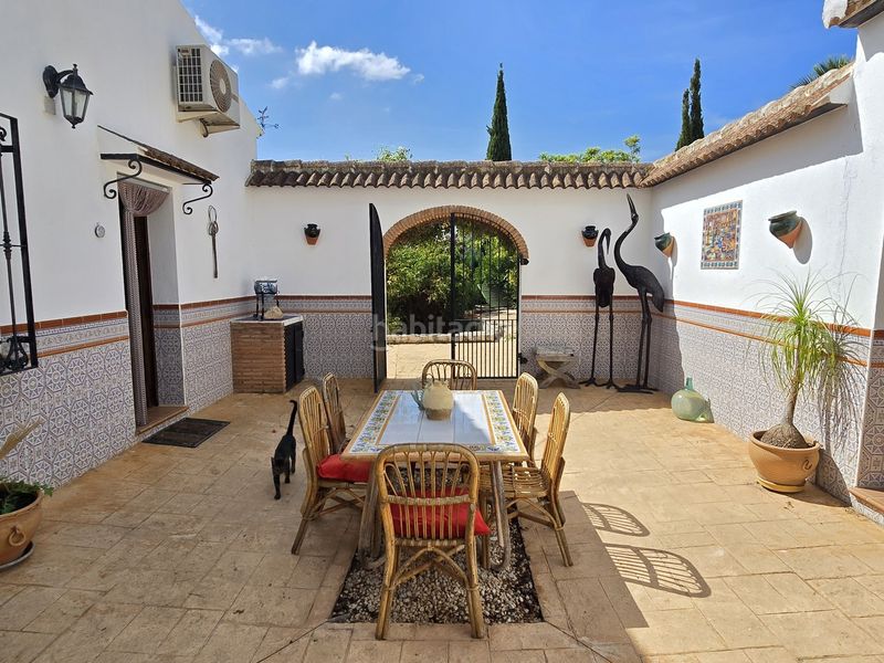 Foto d17ee519-4e7e-458e-b6a4-1257b46e8c77. Casa amb piscina a Periana