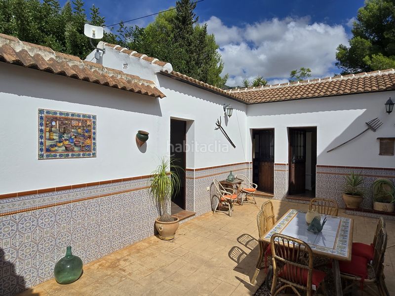 Foto eec4f11a-3f75-4ee7-a651-3dcf83f61ab0. Casa amb piscina a Periana