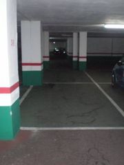 Aparcament cotxe a Calle La Safor 1