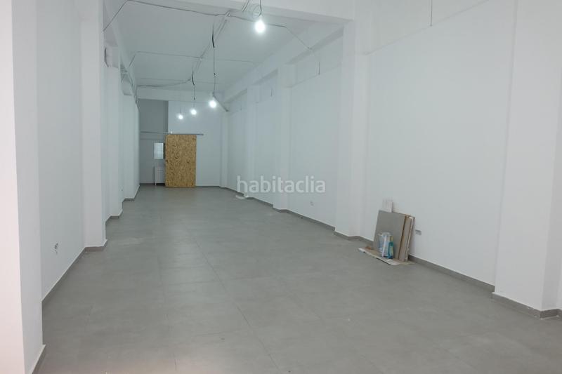 Foto 055a8a66-fb39-4a4c-be92-a40ae8db1240. Lloguer local comercial a Cardenal Benlloch Mislata