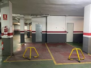 Parking coche en Calle benaguacil 5. Ultimas plazas de garaje con trastero  desde 16.000