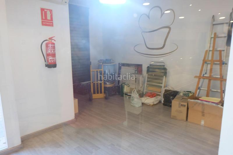 Foto 0c28b28d-0c41-4b8a-86c7-1cd9af8308a6. Local commercial dans La Llum Valencia