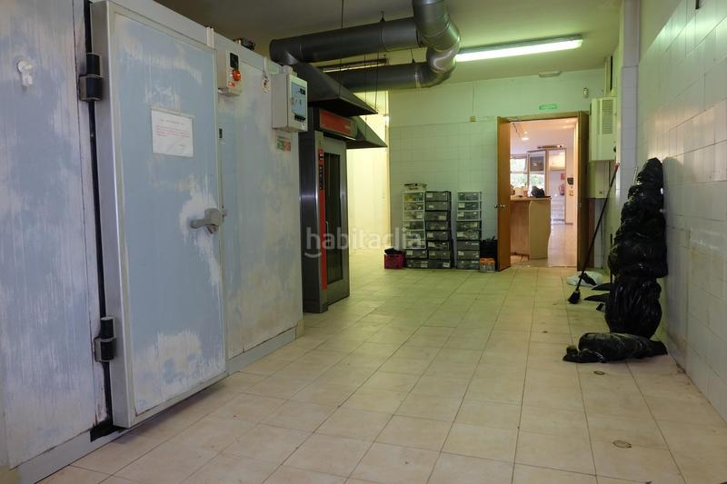 Foto 5391ab82-0446-401f-b0af-b603028d208f. Local commercial dans La Llum Valencia