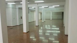 Local Comercial  Calle literato azorín. Local en venta en benetusser, zona cami nou