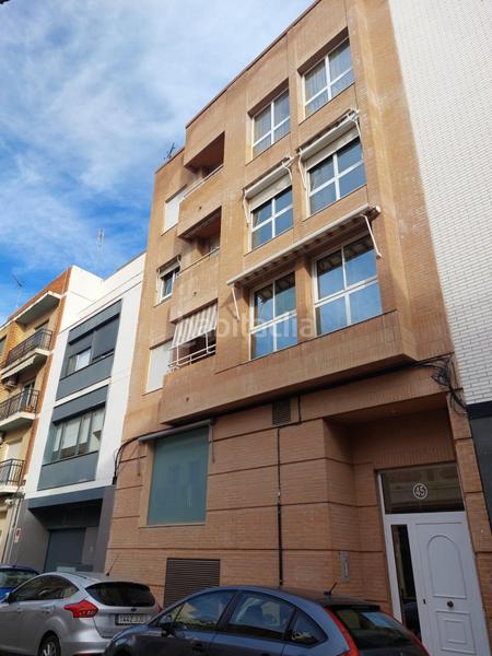 Foto ff5ced9e-f07e-48b4-816e-843a0456ea55. Rent car parking in Cardenal Benlloch Mislata