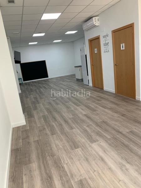 Foto 48453622-e4b8-4293-a32d-3a1eb0c93509. Lloguer local comercial a Cardenal Benlloch Mislata