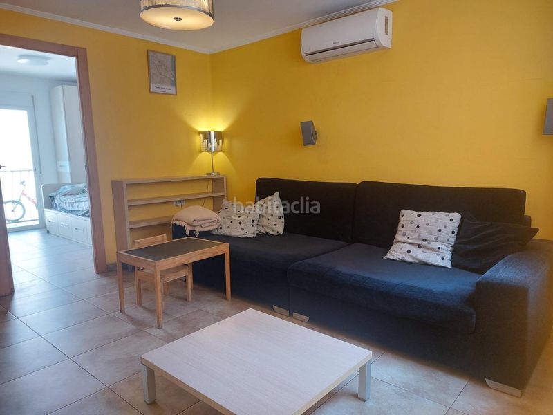 Foto 0de2a665-a3cf-4a02-b81a-5c96c60db296. Rent flat in Cardenal Benlloch Mislata