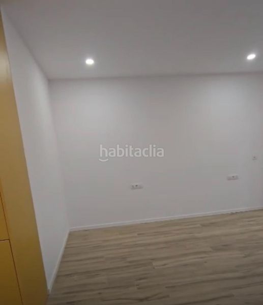 Foto 410828ba-0749-4487-84b5-e563654bc995. Estudi a Tormos Valencia