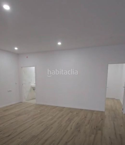 Foto f2eb7d7d-cbec-4d72-9b42-a87b2b3098c2. Estudi a Tormos Valencia