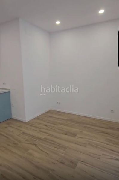 Foto 36ee131e-4695-41e9-8246-b1279ba498fa. Estudi a Tormos Valencia