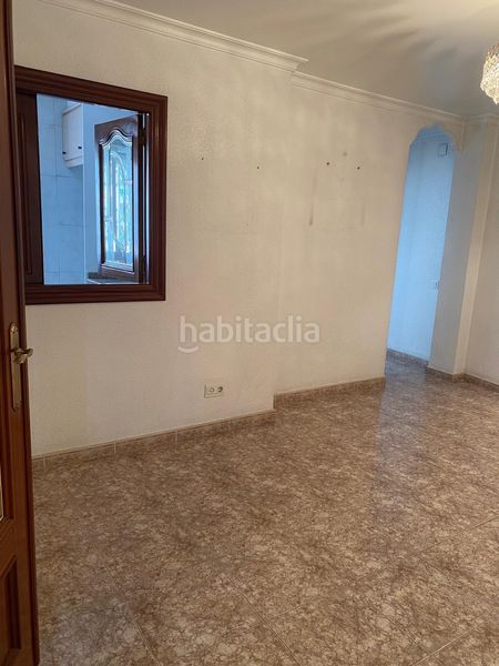 Foto f7f611a5-0d04-4669-a5fa-58e9b09c2d74. Pis a Soternes Valencia