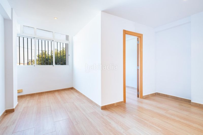 Foto f64618fd-fa55-4281-b3d6-1df3d3e19c2e. Flat in El Río Mislata