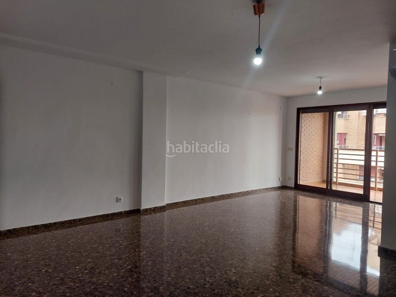 Foto 781f2a28-4191-4fa6-8222-a9a5000232cb. Rent flat with parking in Cardenal Benlloch Mislata