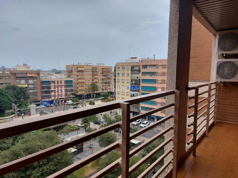 Foto 9389d152-e903-4fec-a185-dfb577b94a4a. Rent flat with parking in Cardenal Benlloch Mislata