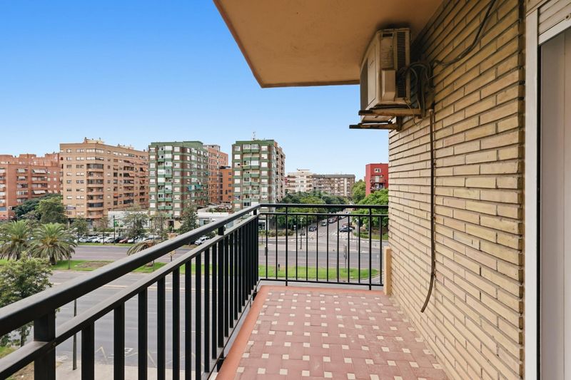 Foto 176f35e8-9987-4f96-ab71-2903f399360d. Pis a Soternes Valencia