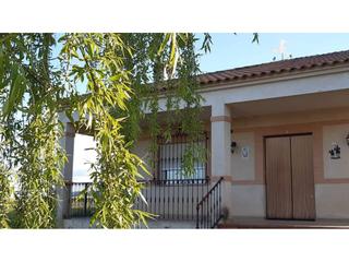 Masia a Calzada de Calatrava. Chalet rustico en venta en calzada de calatrava