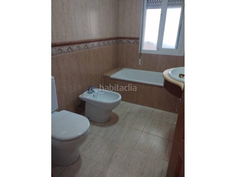 Foto d9cfd9da-baa1-42c2-98ce-b8fc588c2843. Casa amb aparcament a Santa María - Pío XII Ciudad Real