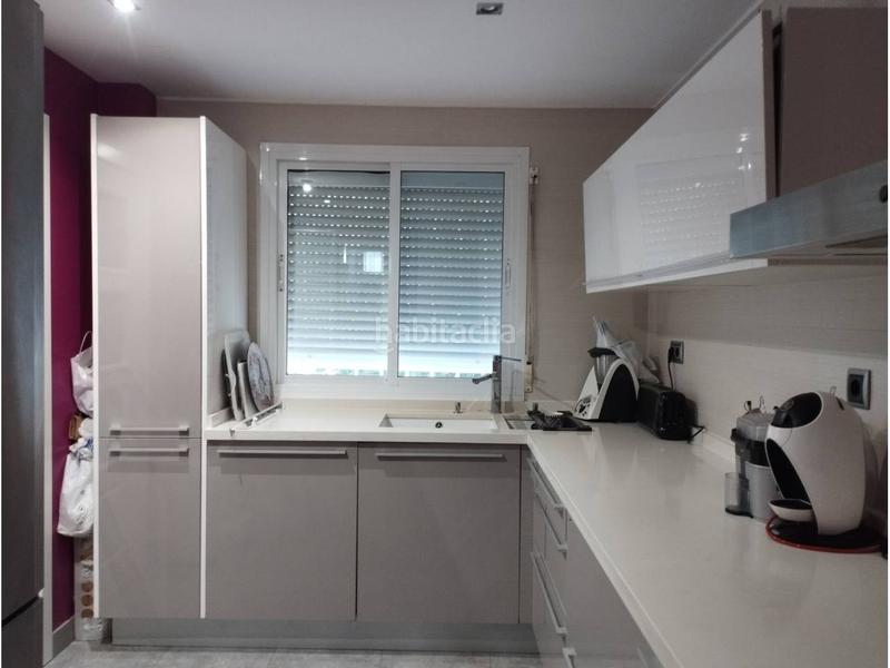 Foto bb5ff417-621f-4122-8646-3d3d81a10a5b. Casa a schiera con riscaldamento parcheggio in Los Rosales Ciudad Real