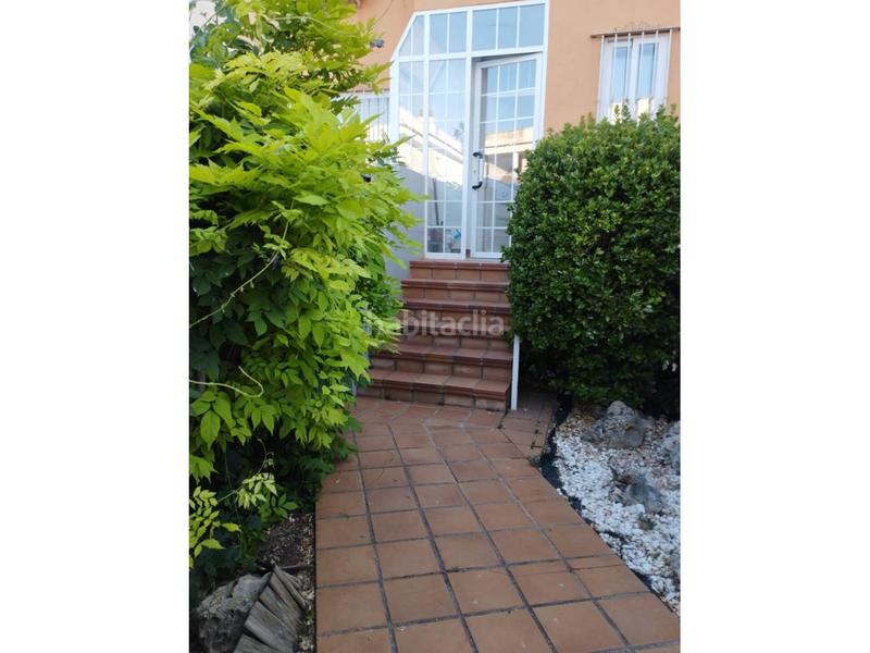 Foto bc9f7cbc-b161-480b-9f62-f0a8a7a85f5c. Casa a schiera con riscaldamento parcheggio in Los Rosales Ciudad Real