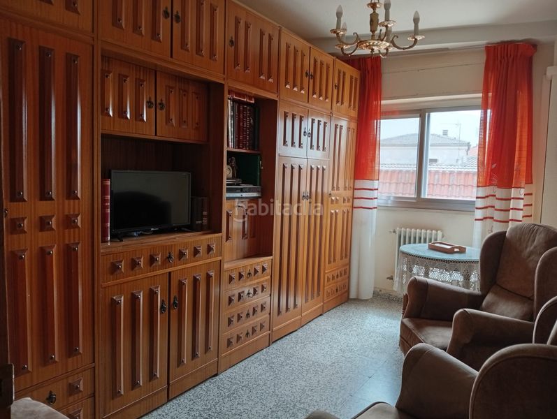 Foto a7630036-1f5c-45dd-b9a9-1883d2cad49a. Piso en calle postas 21 en La Moreria Ciudad Real