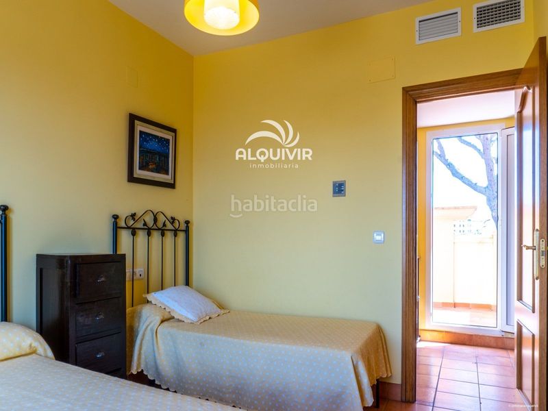 Foto 43fc3898-60d1-4df1-ae58-ceb3d22fcff5. Casa aparellada amb calefacció aparcament a Caño Guerrero Almonte