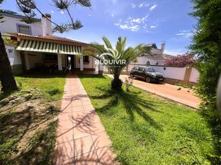 Casa aparellada a Golf - Torre Almenara. Chalet pareado en venta, en matalascañas. sector laguna del sope
